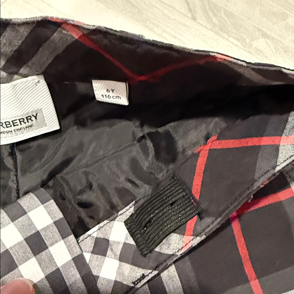 Burberry Black and Red plaid Pants, kids 6 - Picture 3 of 7